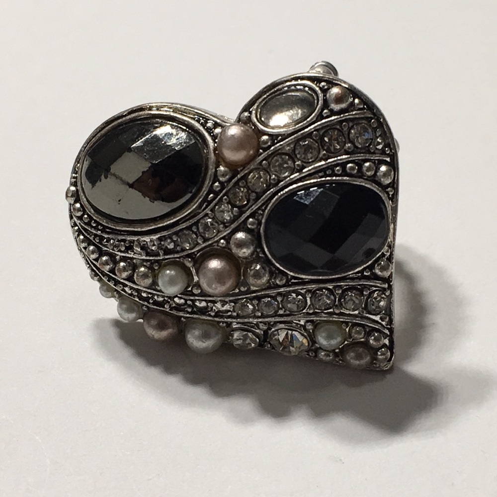 Vintage Heart Rhinestone Stretchable Ring